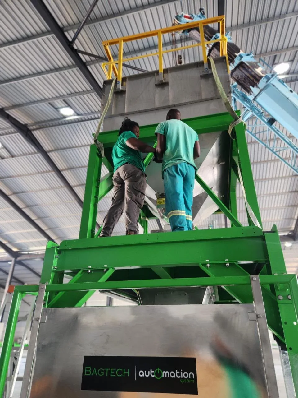 Installing a BAGTECH bagging machine